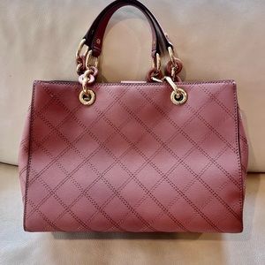 NEW Michael Kors Cynthia Bag